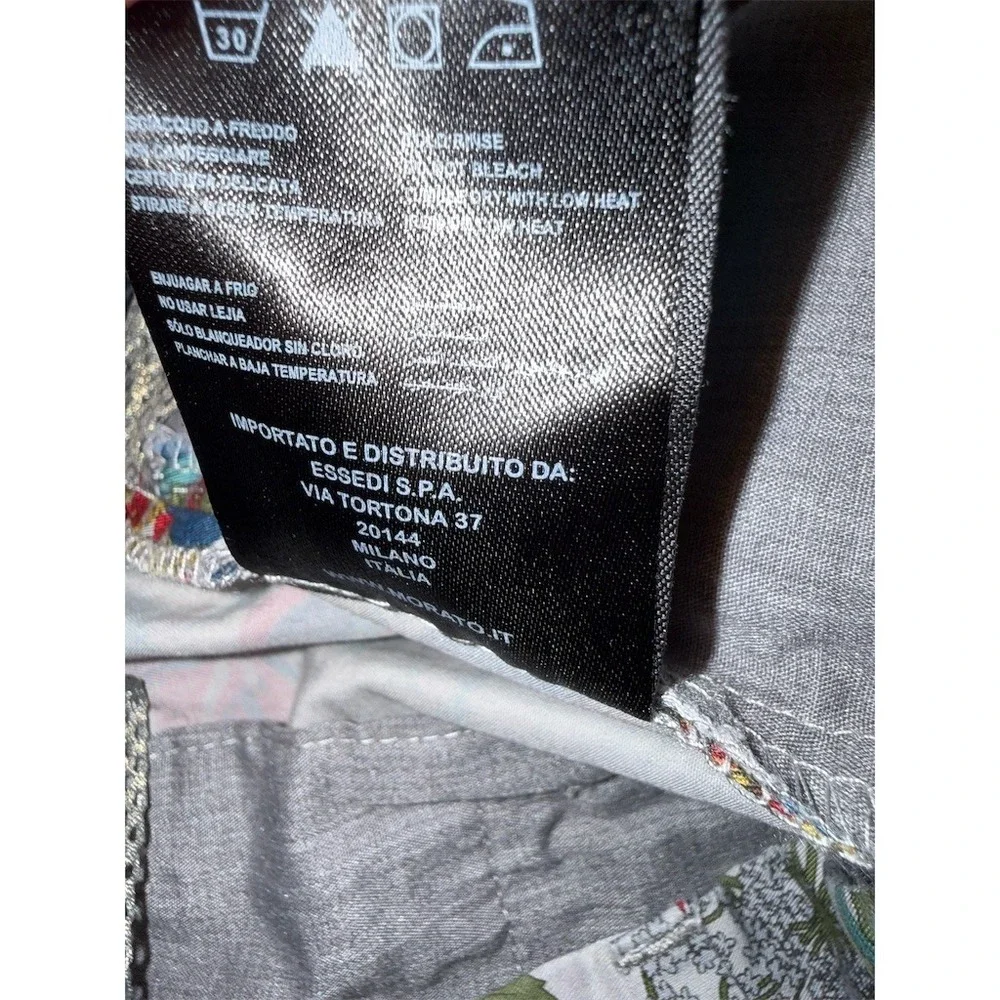 Antony Morato Chino Shorts Mens Size 32x10 Multicolor Floral Resort Casual cuffs